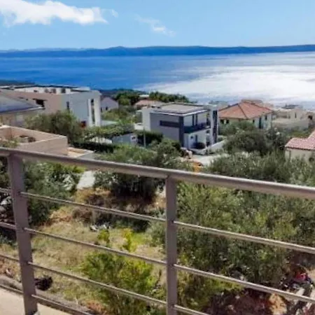 By The Sea With Pool