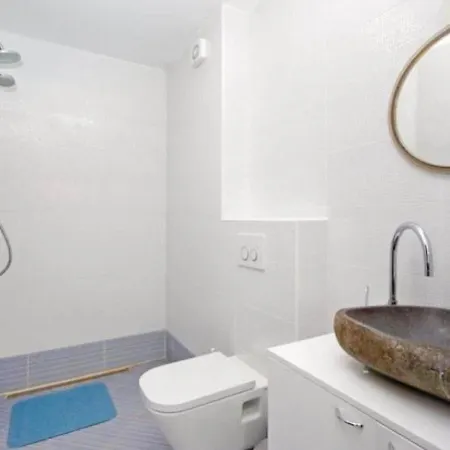 Apartamento By The Sea With Pool *