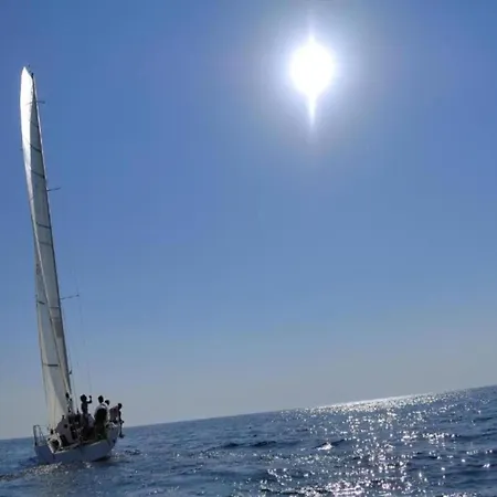 By The Sea With Pool 아파트