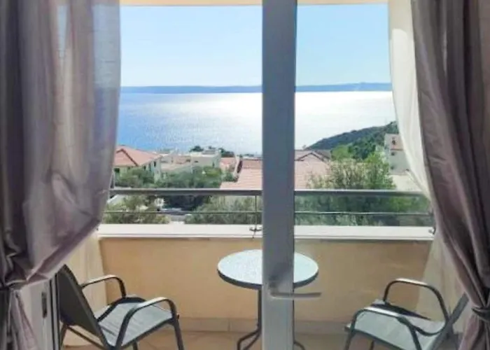 By The Sea With Pool Apartment *