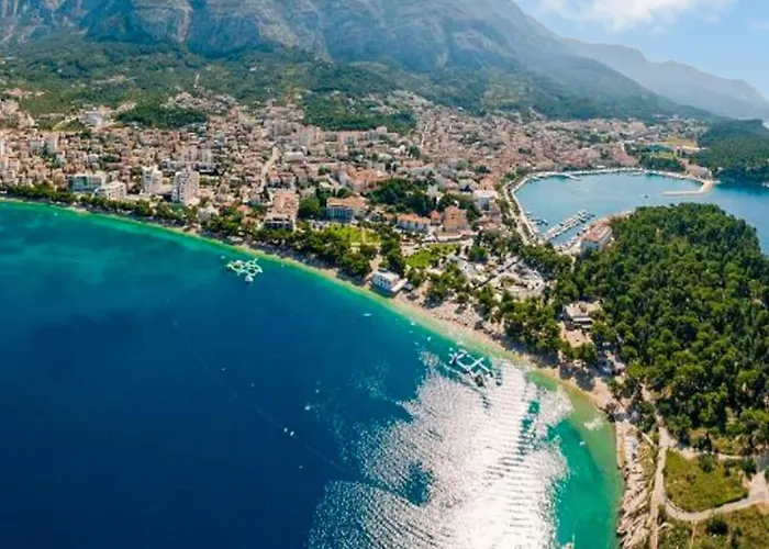 By The Sea With Pool * Makarska