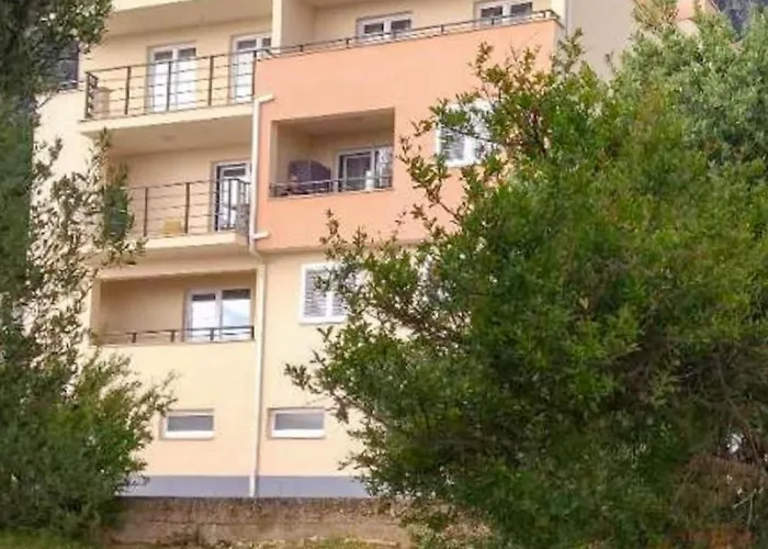 By The Sea With Pool * Makarska